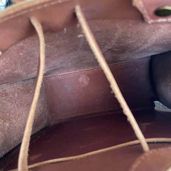 Madewell "Small Trick" drawstring leather crossbody purse - Picture 3 of 7